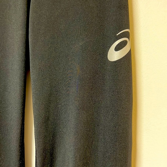 ASICS BASE LAYER JOGGERS IN BLACK - Picture 2 of 4